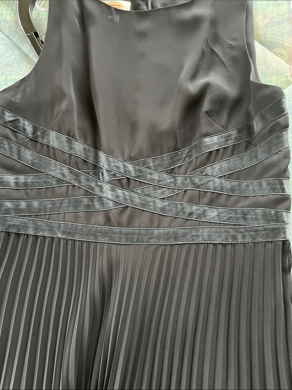 Vintage Talbots Black Pleated Midi Dress with Textured Waist, Silk Combo - Picture 4 of 7